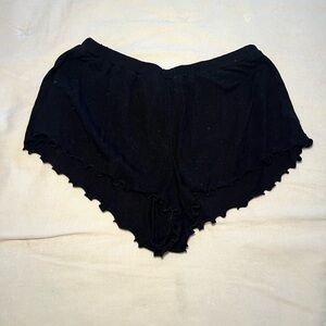 Forever 21 Black Textured Shorts